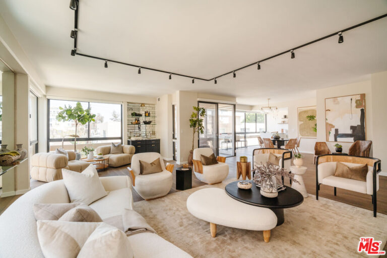 CA 5 BED|8 BATH